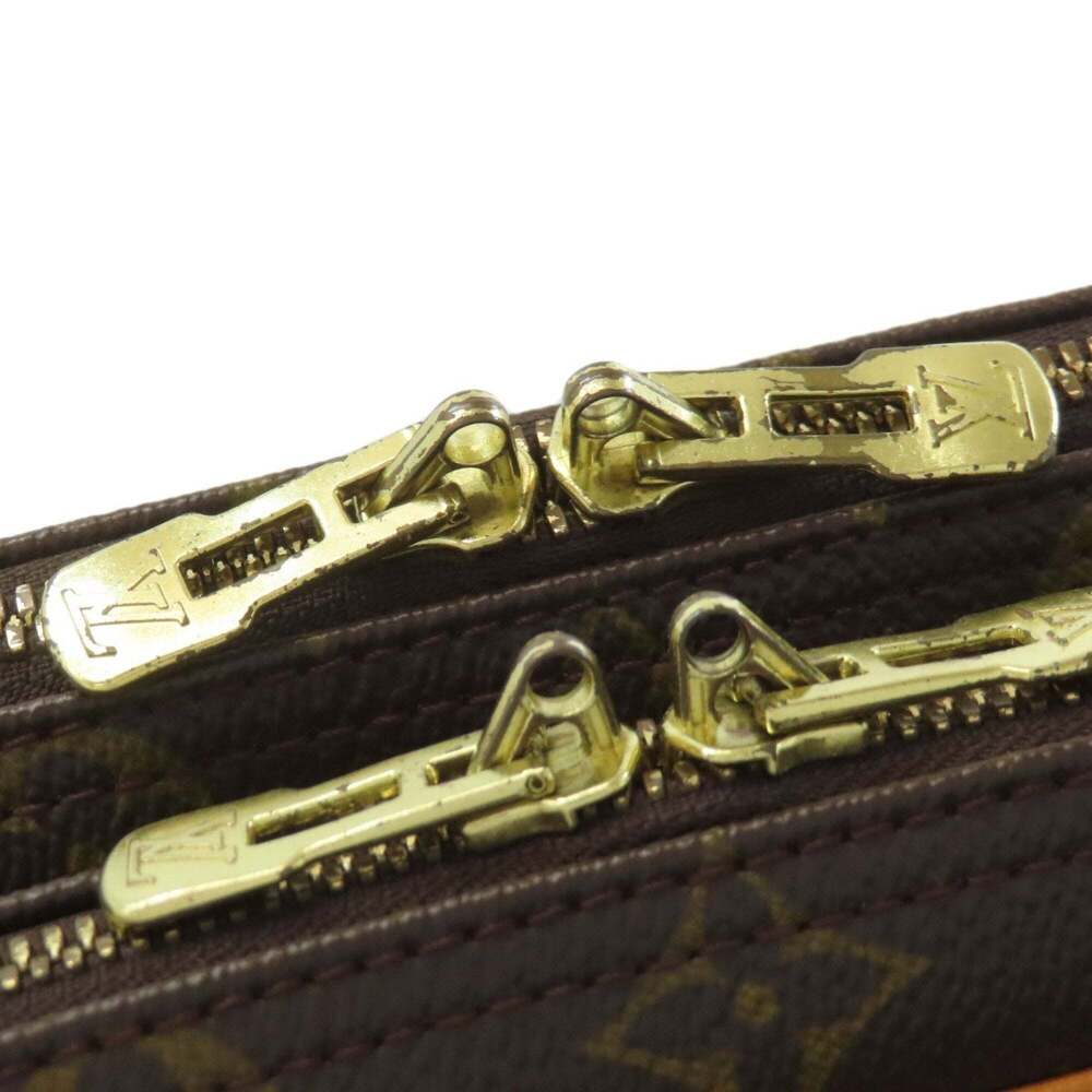 LOUIS VUITTON Brown Monogram Canvas Shoulder Bag - Picture 15 of 16